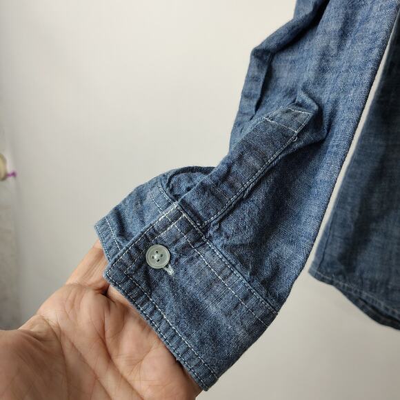 Old Navy 100% Cotton Chambray Button Up Shirt Long Sleeves Womens Small - Picture 4 of 13